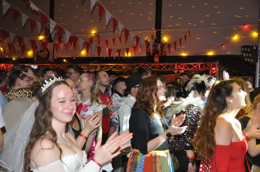 Foto Kost�mball Jeck op Live 2023